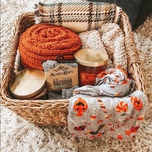 LARGE BOX OF COZY MYSTERY BOX